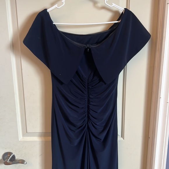 Evening dress - Picture 3 of 4